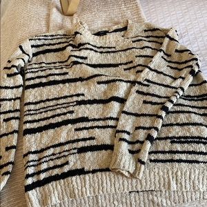Forever 21 black and white sweater